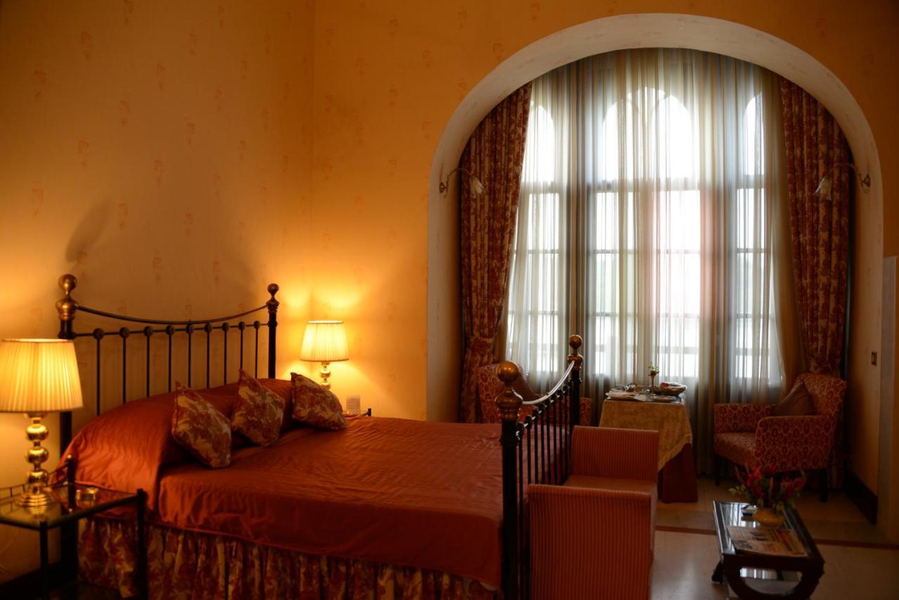 Gajner Palace-Heritage By Hrh Group Of Hotels Extérieur photo